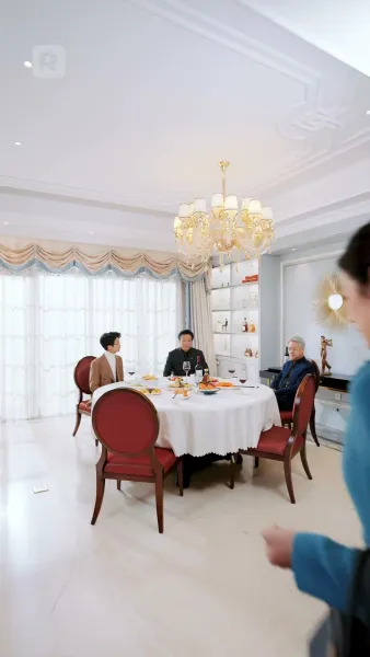 แม่ฉันเป็นเศรษฐีพันล้านเหรอ