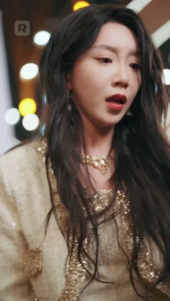 แม่ฉันเป็นเศรษฐีพันล้านเหรอ