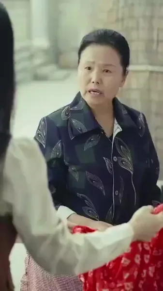 เวลาเดินทาง: หลงรักน้องสาวบุญธรรม