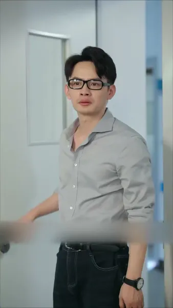 ทอดทิ้งสามีที่เชื่อใจคนอื่นไป