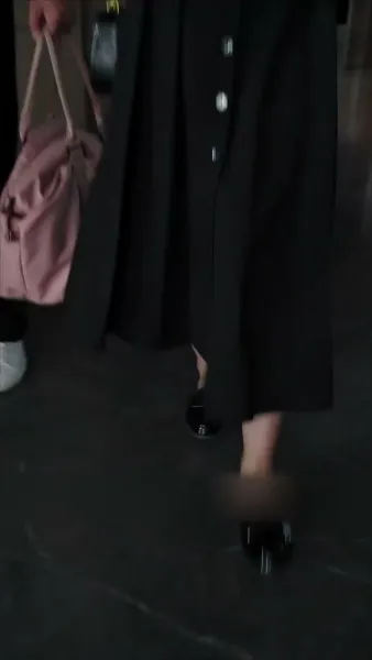 ทอดทิ้งสามีที่เชื่อใจคนอื่นไป