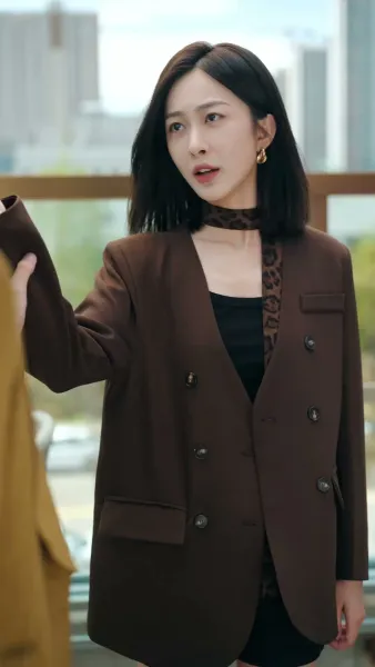 เธอผู้กลับมาพร้อมความจริง