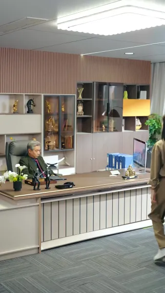 เธอผู้กลับมาพร้อมความจริง