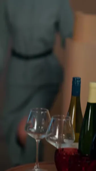 เธอผู้กลับมาพร้อมความจริง