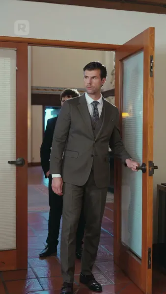 สัมพันธ์ลับห้ามล้ำเส้น