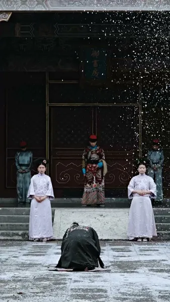 [พากย์เสียง] จอมนางเขย่าบัลลังก์