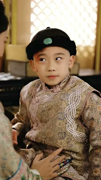 [พากย์เสียง] จอมนางเขย่าบัลลังก์