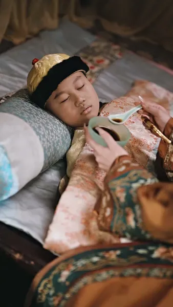 [พากย์เสียง] จอมนางเขย่าบัลลังก์