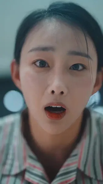 หลังจากทรมานภรรยาเสร็จ น้อยๆ เขาบ้า