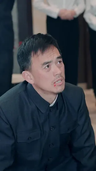 หลังจากทรมานภรรยาเสร็จ น้อยๆ เขาบ้า