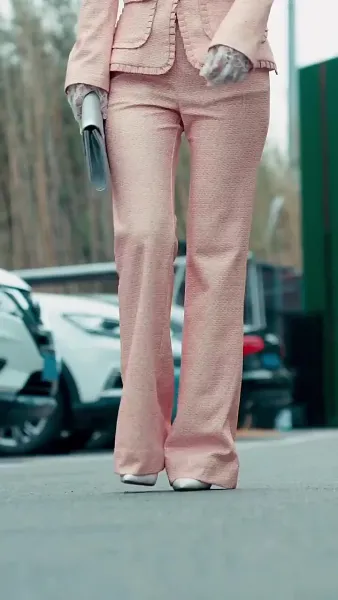 หลังจากทรมานภรรยาเสร็จ น้อยๆ เขาบ้า