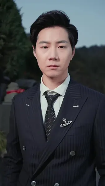 หลังจากทรมานภรรยาเสร็จ น้อยๆ เขาบ้า