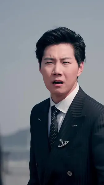 หลังจากทรมานภรรยาเสร็จ น้อยๆ เขาบ้า