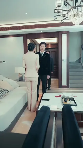 หลังจากทรมานภรรยาเสร็จ น้อยๆ เขาบ้า