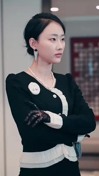 หลังจากทรมานภรรยาเสร็จ น้อยๆ เขาบ้า