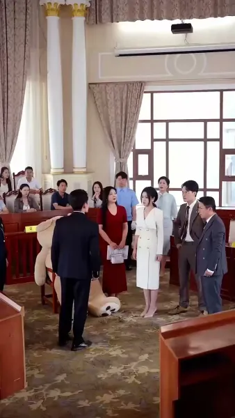 เงาในอ้อมแขน