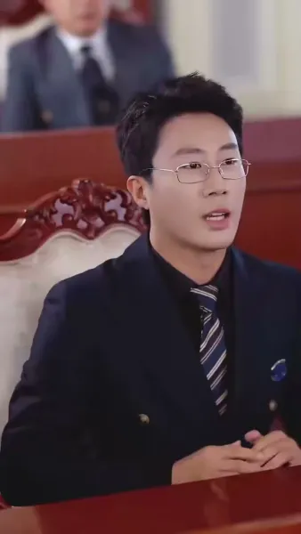 เงาในอ้อมแขน