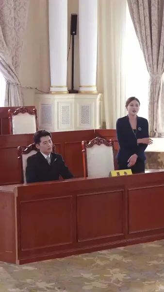 เงาในอ้อมแขน