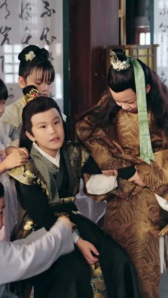 เสี่ยวชีผู้เปี่ยมด้วยพลังเหนือฟ้า