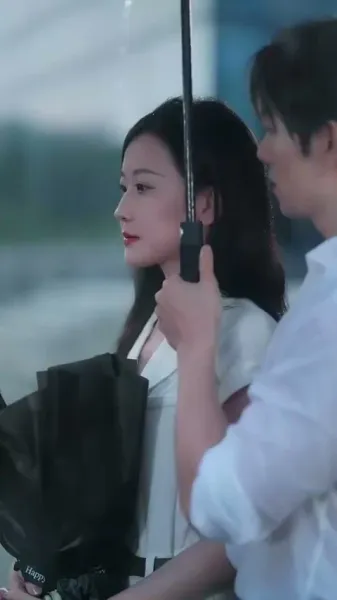 เหมือนว่าเราไม่เคยปล่อยมือกันเลย