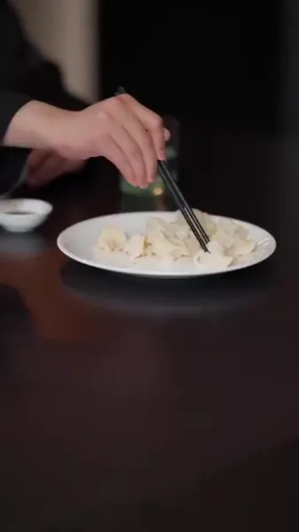 เหมือนว่าเราไม่เคยปล่อยมือกันเลย