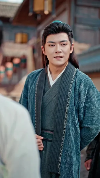 ฮ้องเต้อยู่เบื้องหน้าประตูเมือง