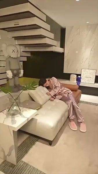 วิวาห์ฟ้าแล็บ