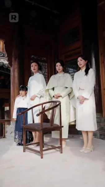 เขยไร้ค่าตื่นพลัง!  เซียนผู้ยิ่งใหญ่จุติ