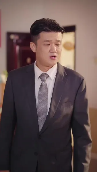 คุณพ่อพันล้านตามหาหัวใจ（ฉบับพากย์ ）