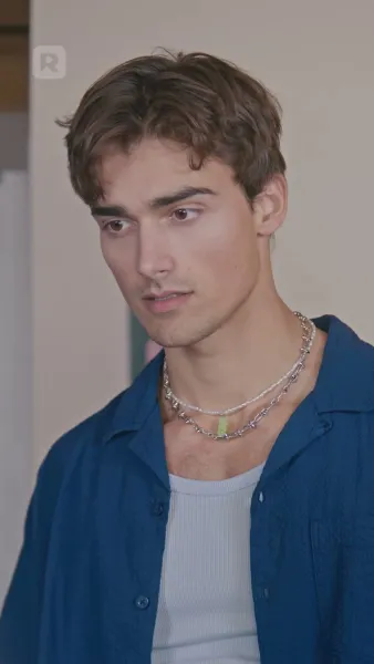 ใต้ปีกเจ้าพ่อมาเฟีย