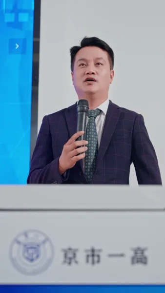 จากเด็กม.6บ้านนอก สู่คุณหนูตัวจริงตระกูลรวย