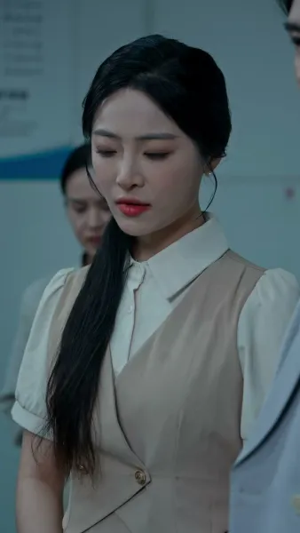 จากเด็กม.6บ้านนอก สู่คุณหนูตัวจริงตระกูลรวย