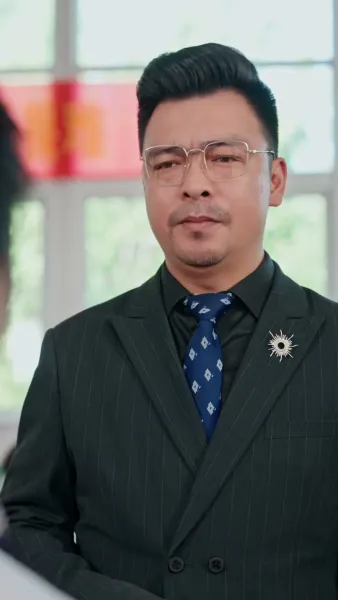 จากเด็กม.6บ้านนอก สู่คุณหนูตัวจริงตระกูลรวย