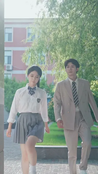 จากเด็กม.6บ้านนอก สู่คุณหนูตัวจริงตระกูลรวย