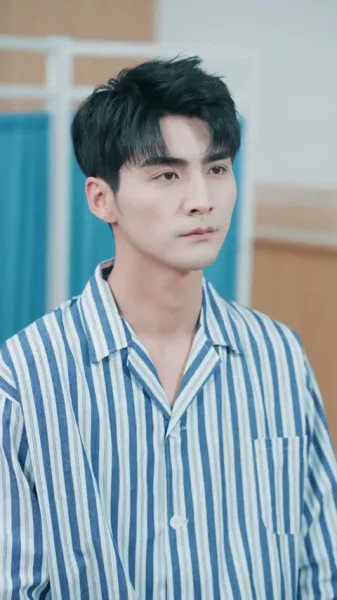 ตกหลุมรักนายในเรื่องแต่ง