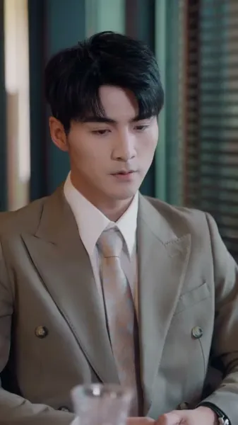 ตกหลุมรักนายในเรื่องแต่ง