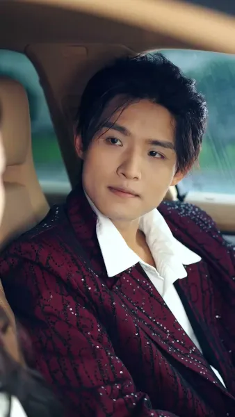 แสงที่เขาเอื้อมไม่ถึง