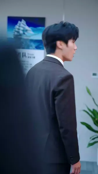 แสงที่เขาเอื้อมไม่ถึง