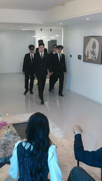 โชคดีสองเท่า! พ่อบ้ายนายหาญนั้นเป็นผู้ยิ่งใหญ่