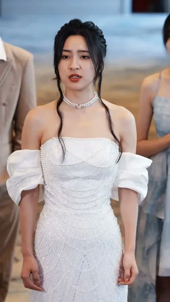 โชคดีสองเท่า! พ่อบ้ายนายหาญนั้นเป็นผู้ยิ่งใหญ่