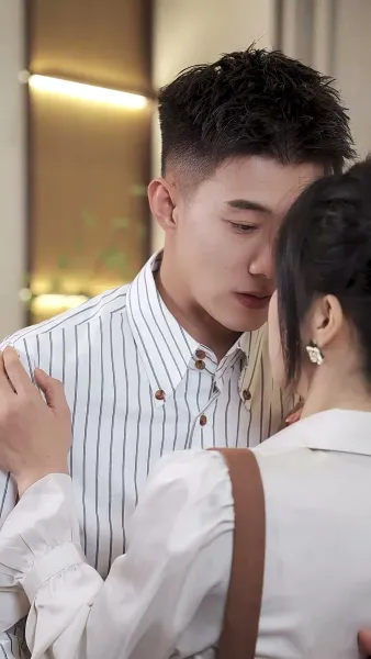 โชคดีสองเท่า! พ่อบ้ายนายหาญนั้นเป็นผู้ยิ่งใหญ่