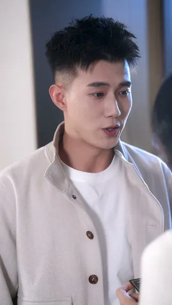 โชคดีสองเท่า! พ่อบ้ายนายหาญนั้นเป็นผู้ยิ่งใหญ่