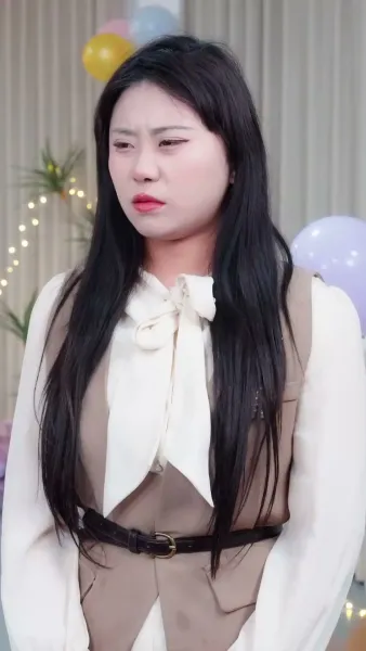 เห็นกงจักรเป็นดอกบัว