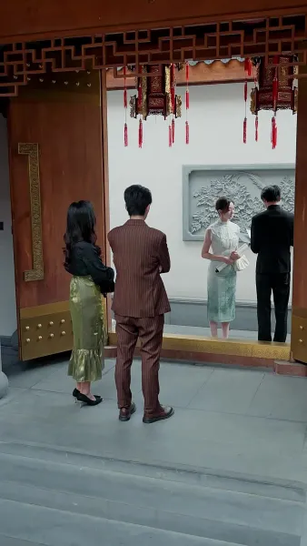 บทใหม่ของชีวิตในแสงศิลป์