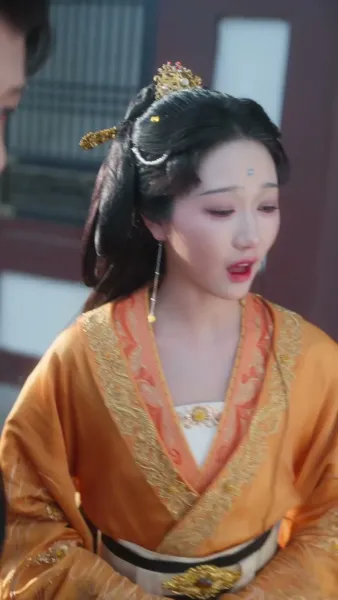 อัครเสนาบดีสองหน้าของข้า  