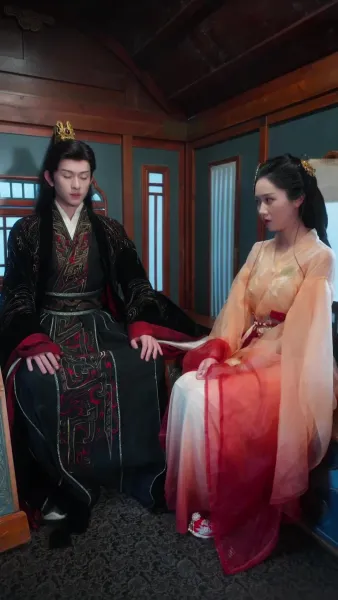 อัครเสนาบดีสองหน้าของข้า  