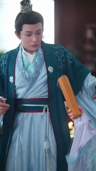 อัครเสนาบดีสองหน้าของข้า  