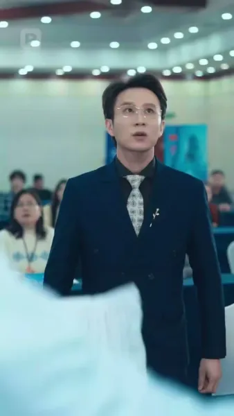 จ้าวอัจฉริยะผู้ท้าทาย กฎเกณฑ์