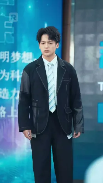 จ้าวอัจฉริยะผู้ท้าทาย กฎเกณฑ์