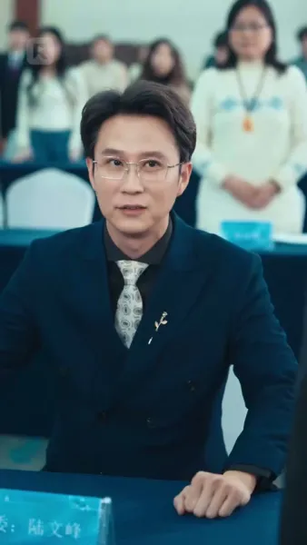 จ้าวอัจฉริยะผู้ท้าทาย กฎเกณฑ์